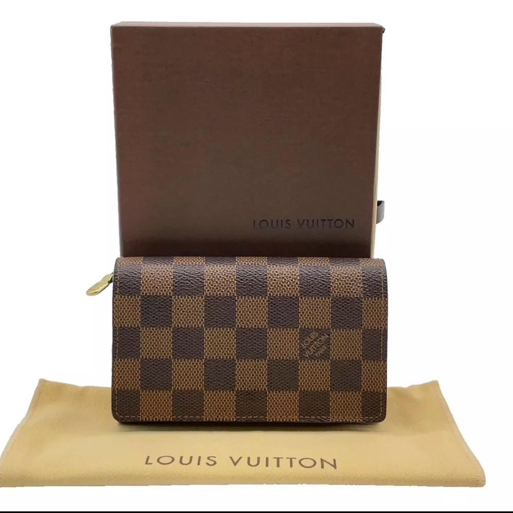 Louis Vuitton Damier Ebene Wallet w/ Box – Excellent Condition